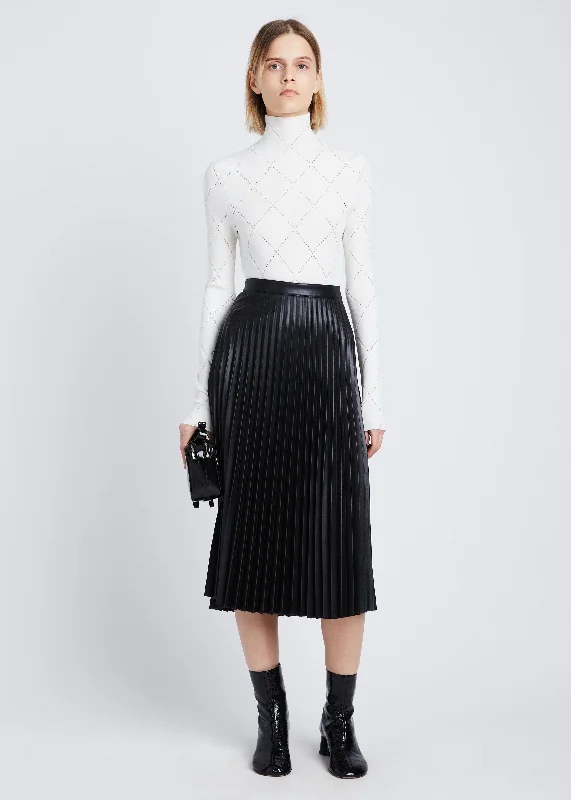 Daphne Skirt in Faux Leather (Black)