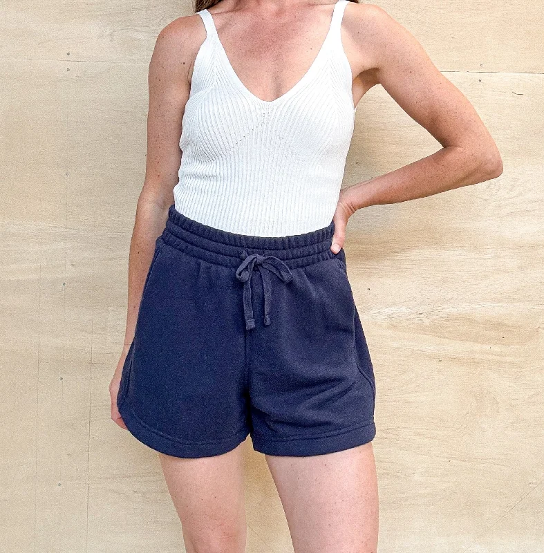 Essential Short - Navy